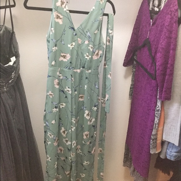 Jumpsuit (never worn) - Picture 2 of 3